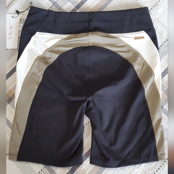 ALALA BLACK WHITE & GOLD BICYCLE SHORTS - Picture 3 of 7